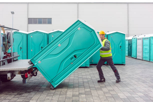 Best Portable toilet rental cost  in Madison, MN