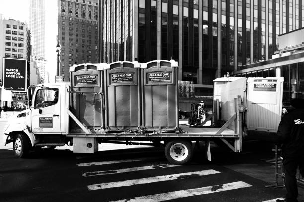 Best Porta potty rental near me  in Madison, MN